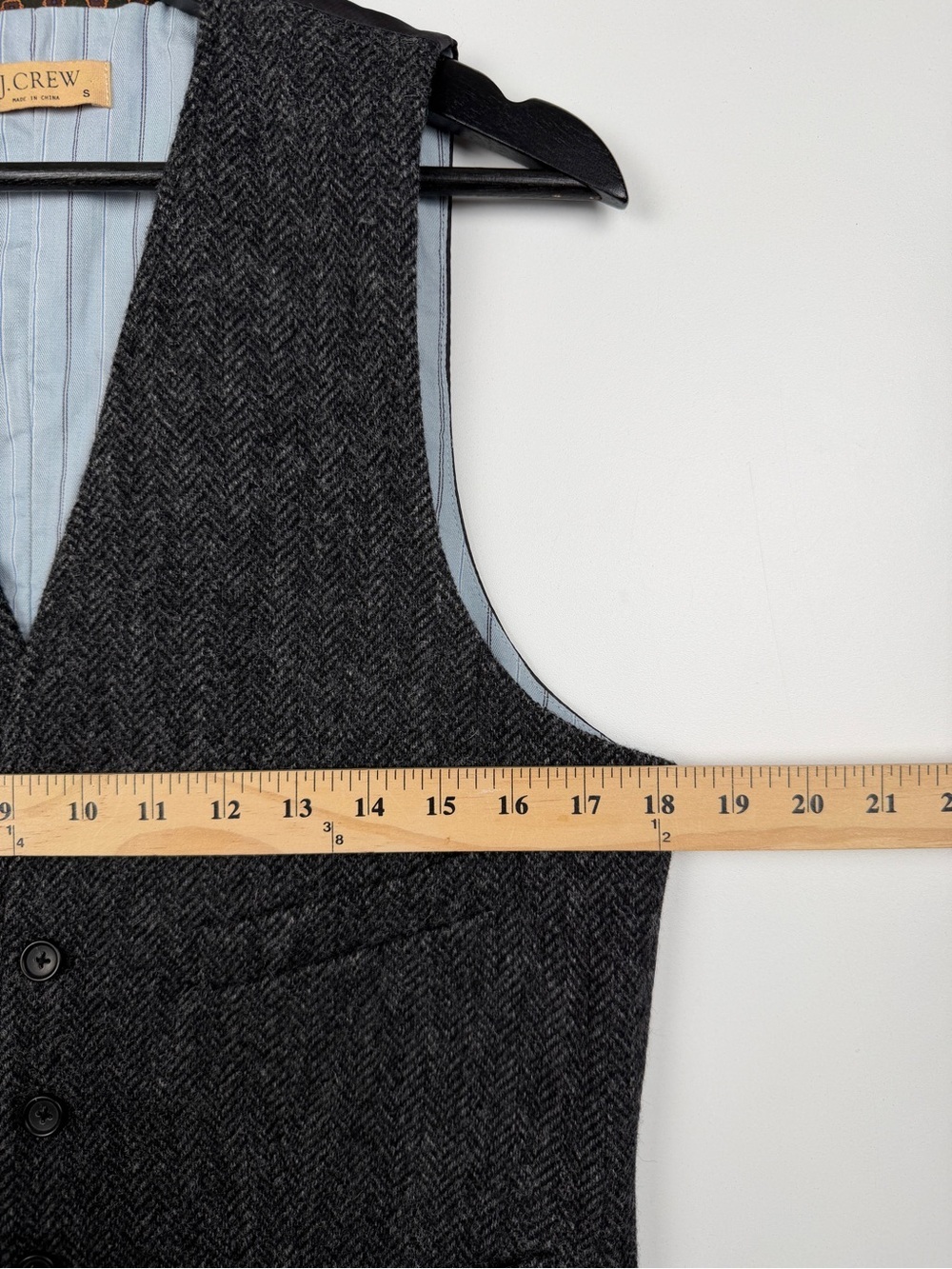 J. Crew Herringbone Wool Tweed Waistcoat Vest Gilet Mens Small Gray - Picture 7 of 10